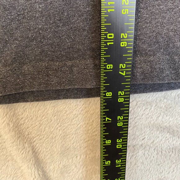 Carhartt Men's Long Sleeve Pocket T-Shirt Medium Loose Fit With Orange Logo On S - Picture 3 of 7